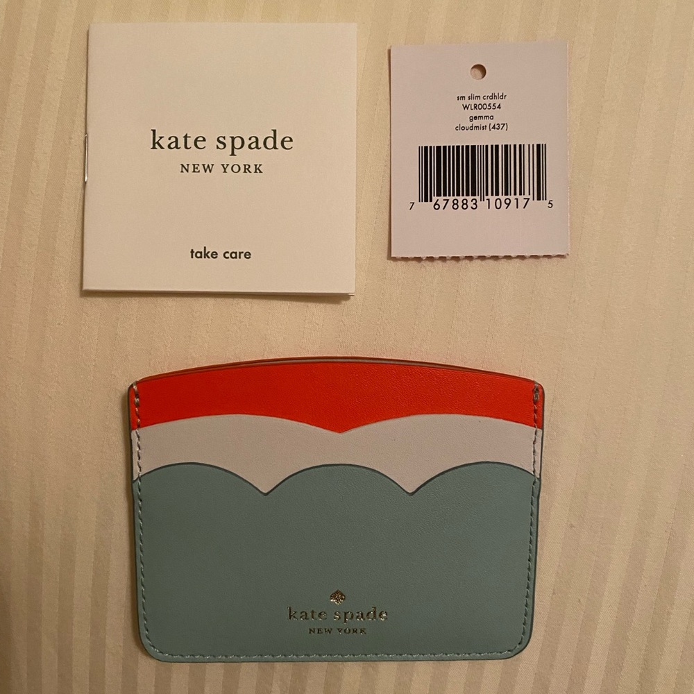 kate spade ♠️ sm slim card holder 🤩🌷♠️❤️
